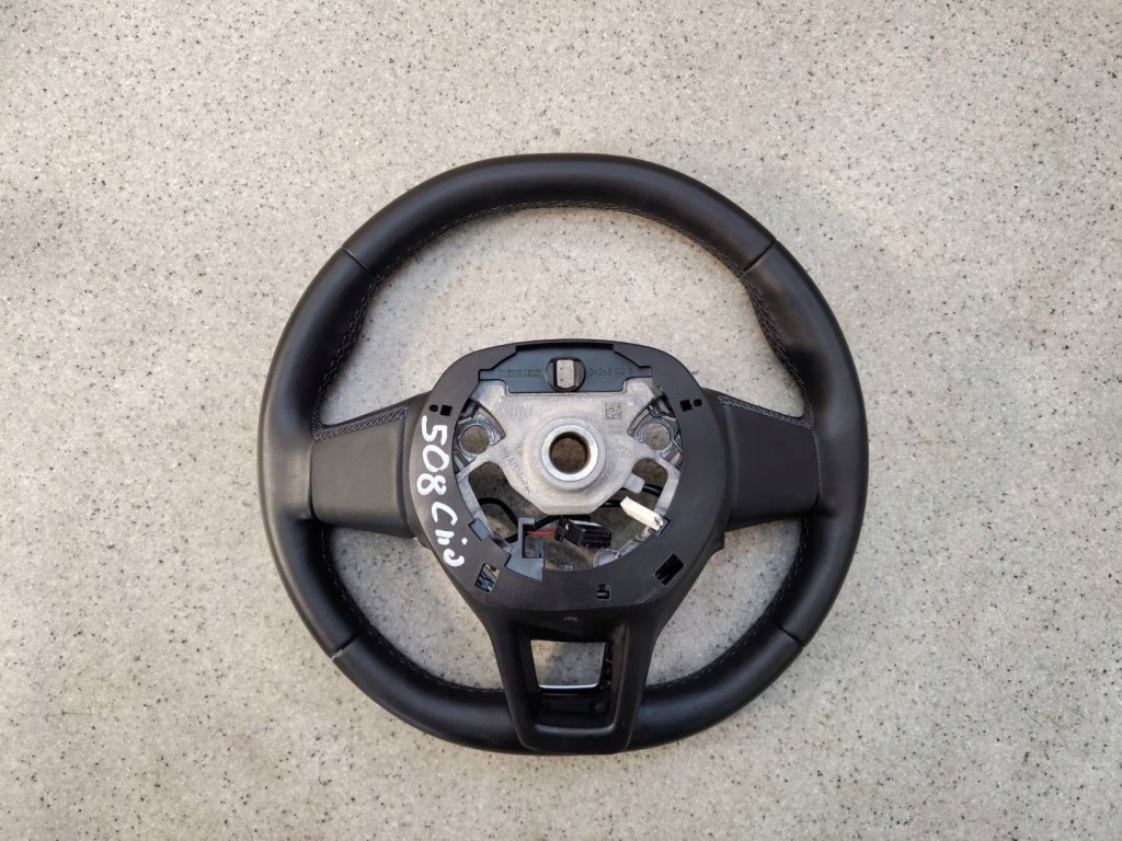 Руль многофункциональный 484002607r renault clio v Доставка