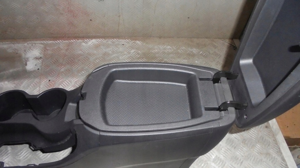 фото №10, Туннель средний hyundai veloster 2012