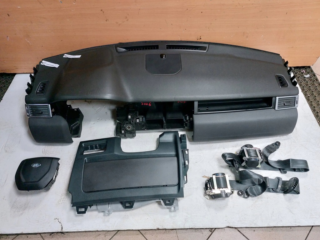 фото №1, Приборная панель консоль подушка безопасности land rover discovery sport 14-