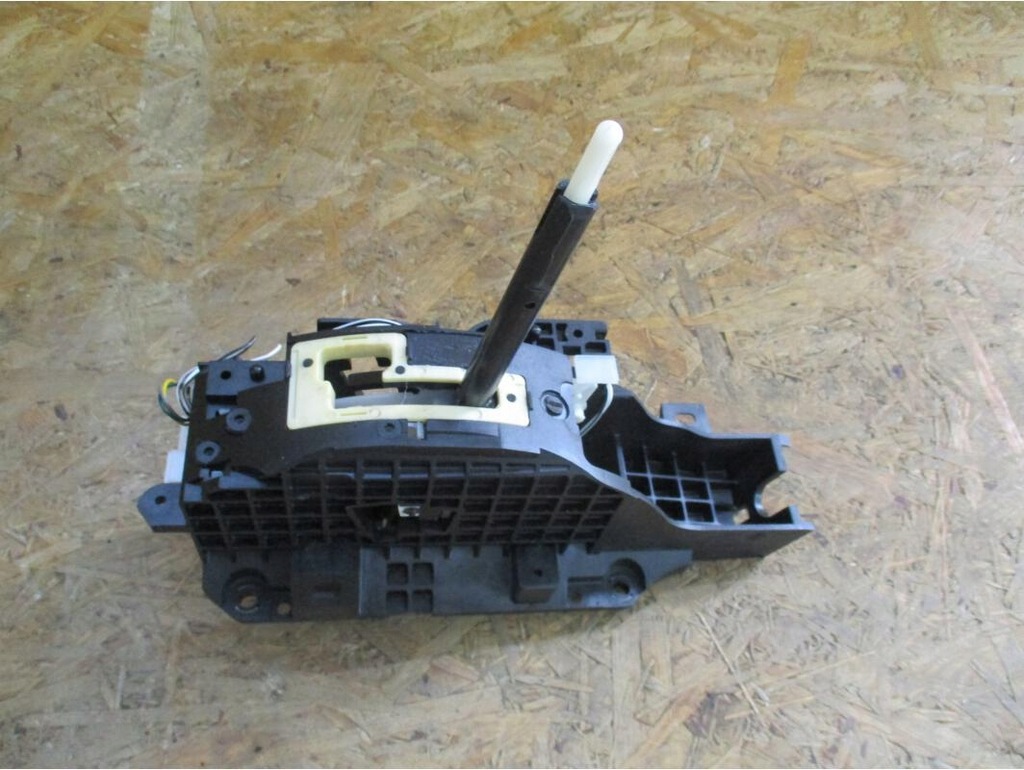 фото №1, Выборщик передач renault megane iv автоматическая коробка передач