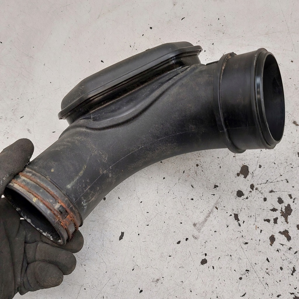 фото №13, Hyundai ix35 1,7crdi 2013 труба шланг повітря 28192-2y300 з nowego автомобіля