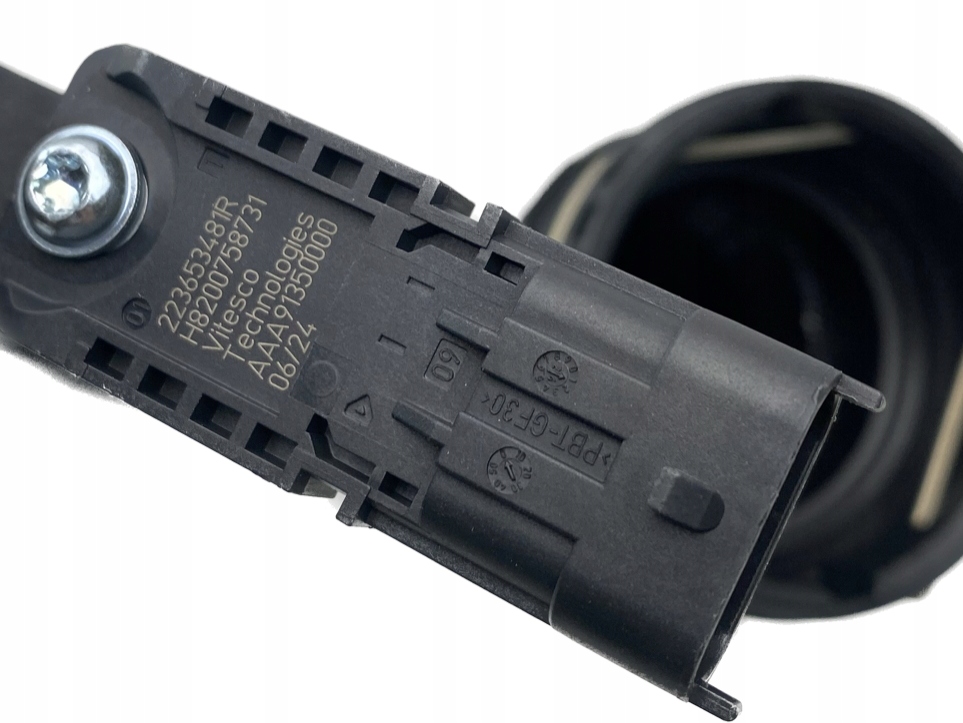 фото №4, Трубка шланг інтеркулер renault megane iv talisman 1.5 dci 144602744r