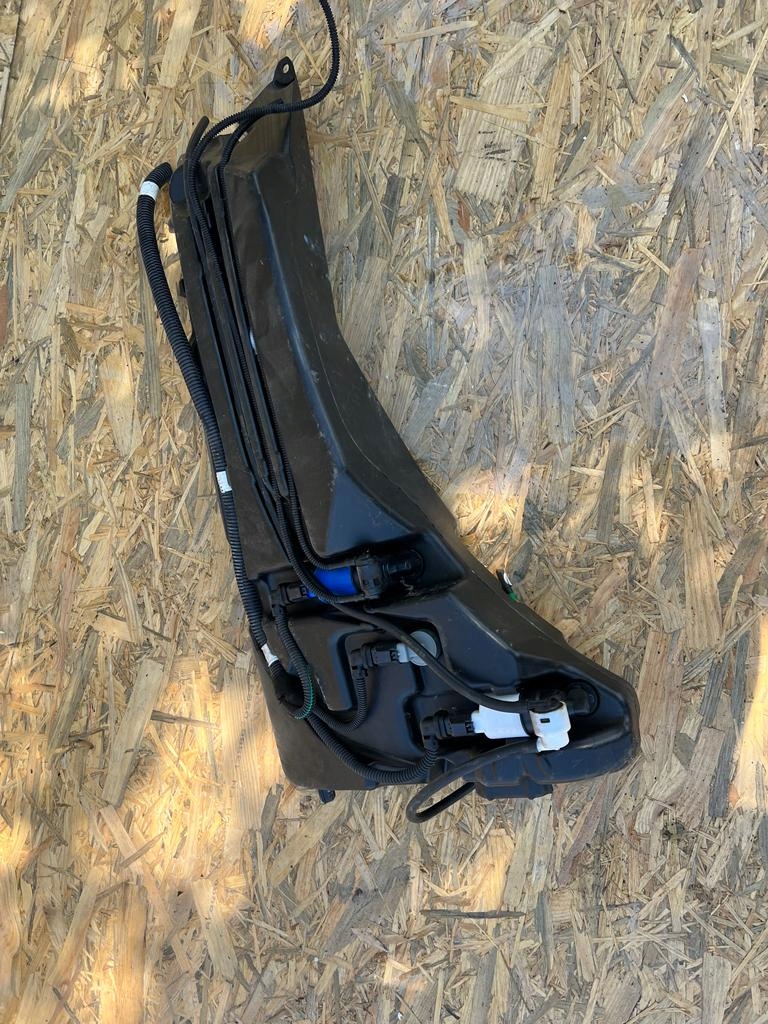 фото №1, Citroen c4 picasso ii бачок омывателя 13-