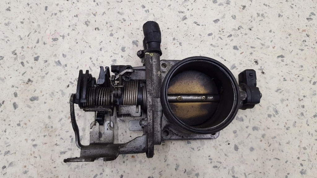 Купить Дроссельная заслонка bmw e39 2.0 24v