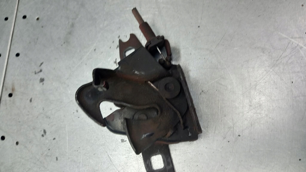 фото №1, Замок капот vw vento 96r 1.8b