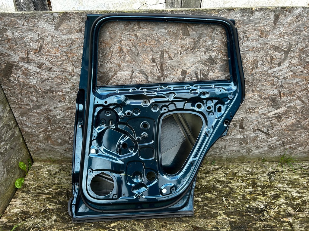 фото №11, Skoda kodiaq дверь правое задняя задние