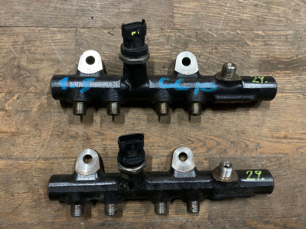 фото №1, Renault clio iv 1.5 dci молдинг впрыскная nissan