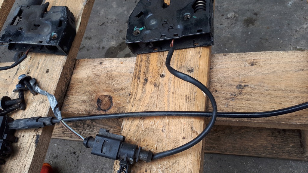 фото №8, A6 c7 lift замок замки капот лівий правий троси a7