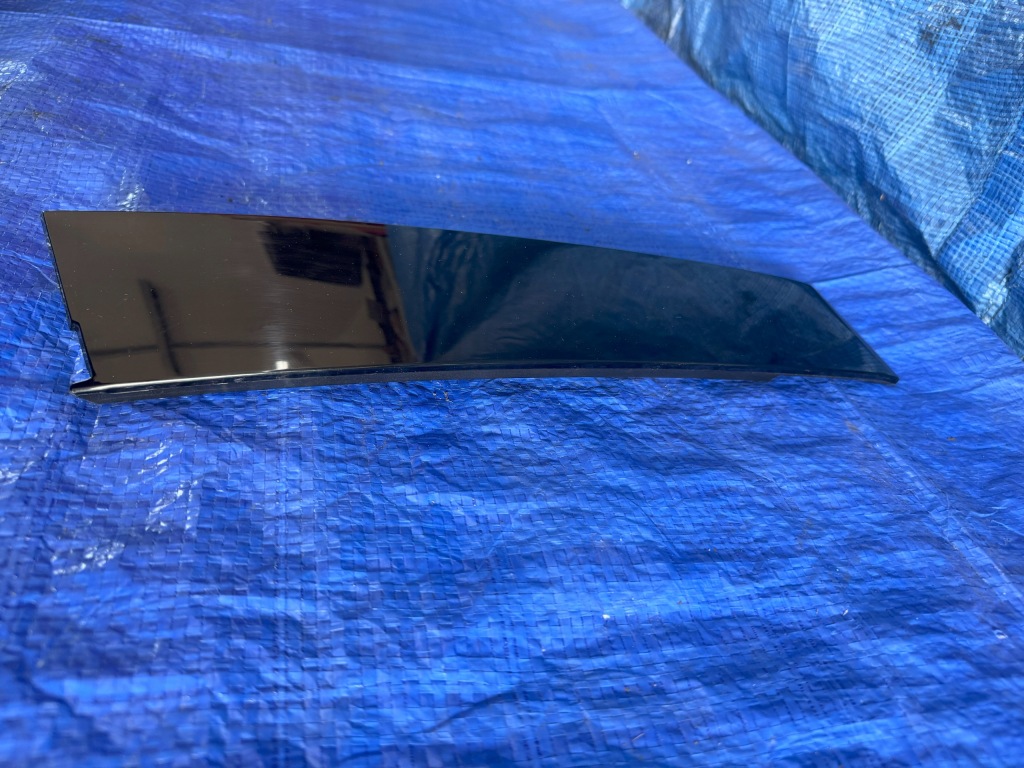 Молдинг дверь перед левый renault megane v e-tech 802859878r Оригинал