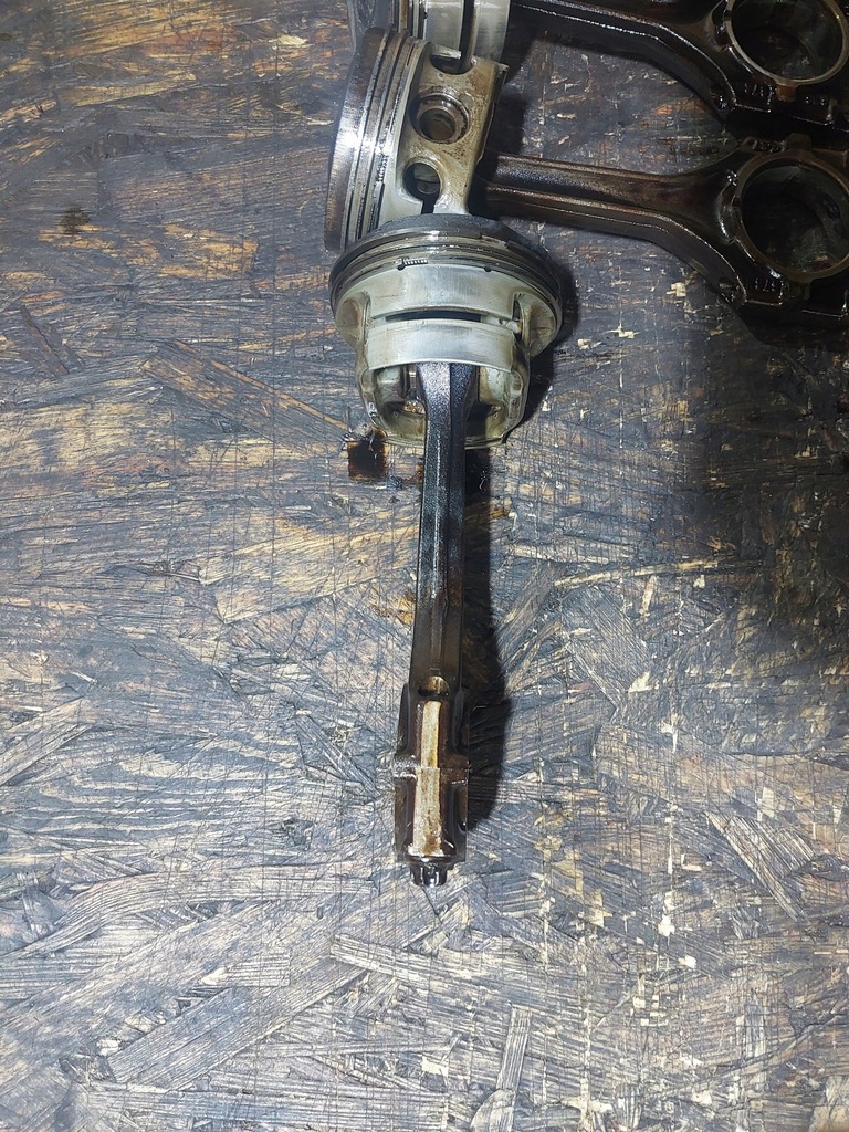 фото №13, Поршень шатун bmw e39 520i m52b20 1xvanos