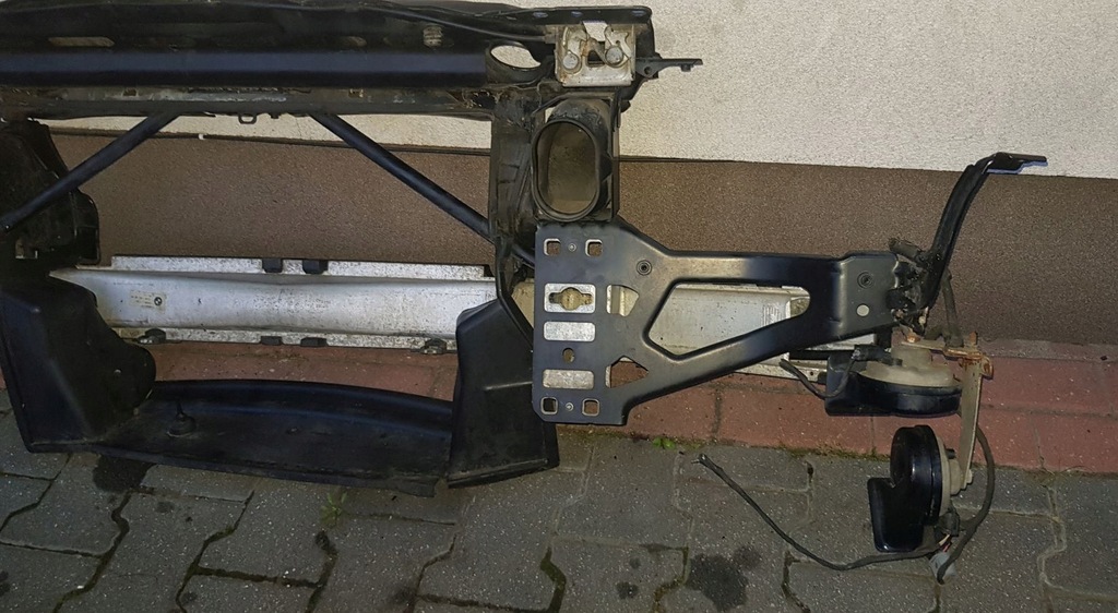 фото №5, Bmw e60 e61 pas передний усилитель передний балка бампера клаксон кронштейн