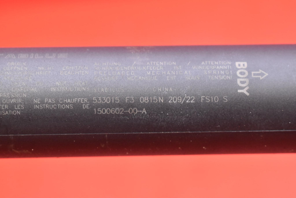 Привід гідравлічний кришки багажника 1500602-00-a tesla model y 20- Недорого