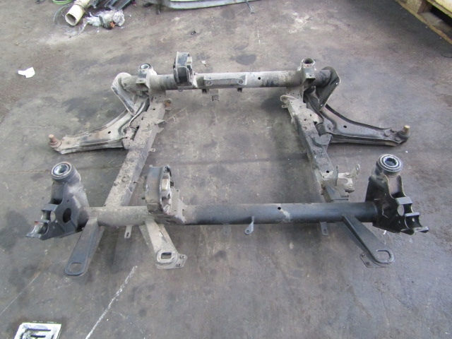 фото №8, Mercedes vito 1 w638 балка підрамник підрамник підвіска перед 2,3d 79km om601942