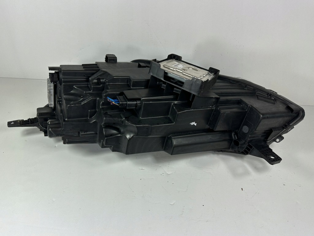 Kuga mk3 st фара full led правий ліва комплект lv4b-13e017-an lv4b-13e016-an Ціна