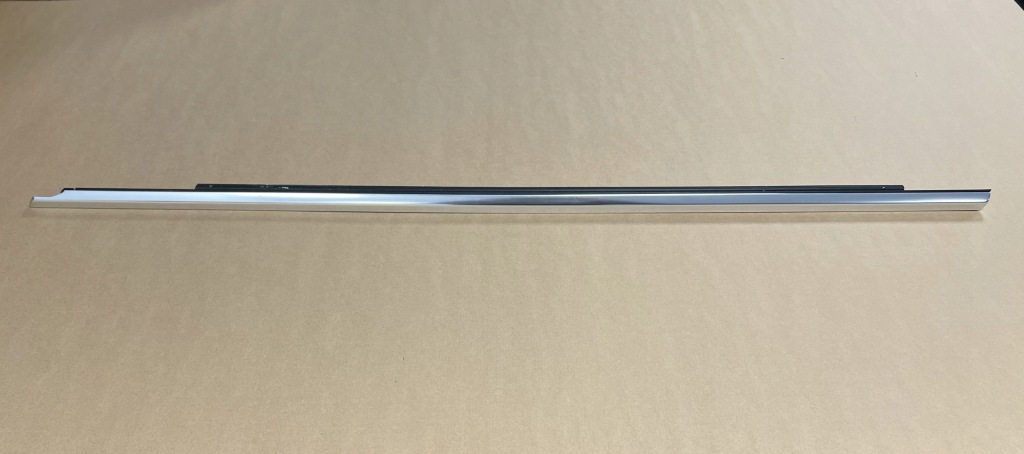 фото №1, Audi a3 8y молдинг дверь перед 8y0837475b