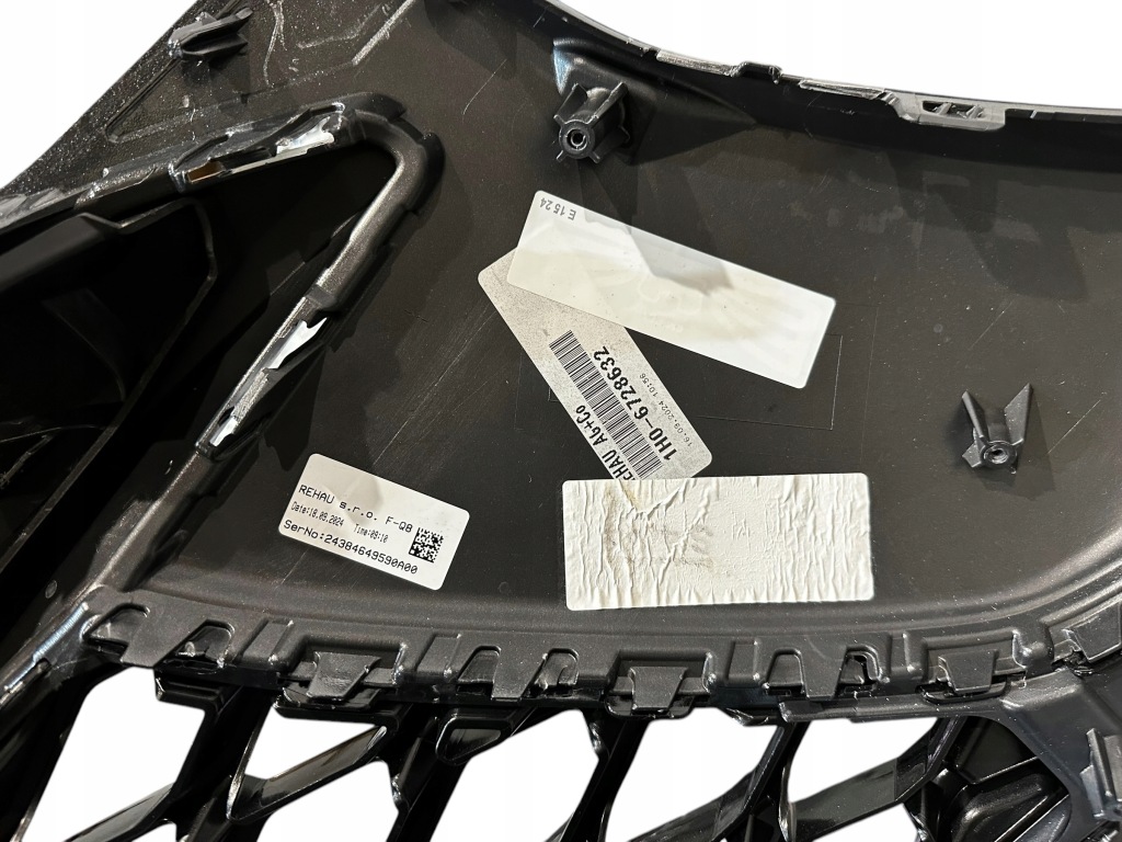 фото №9, Audi rsq8 q8 performance передний бампер передняя часть бампер 4m8807437 4m8807065g