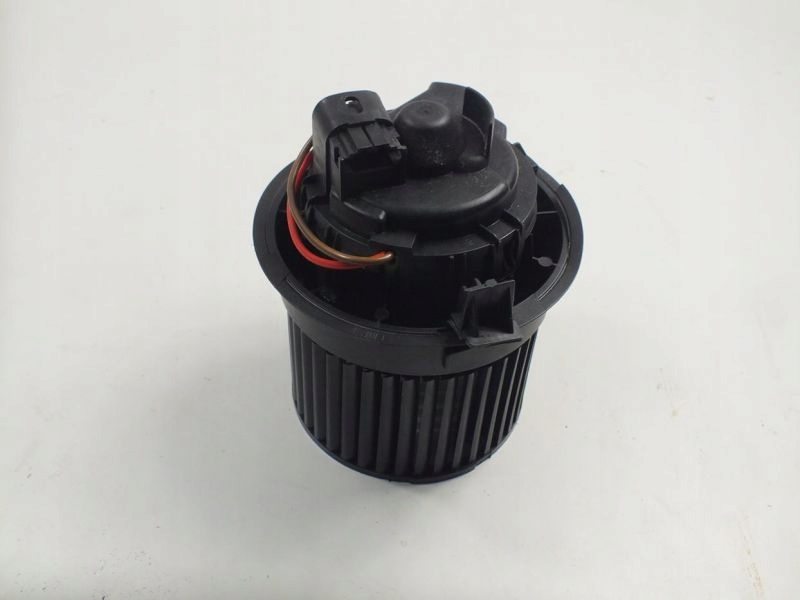 фото №7, Sandero ii вентилятор воздуходувка oryg