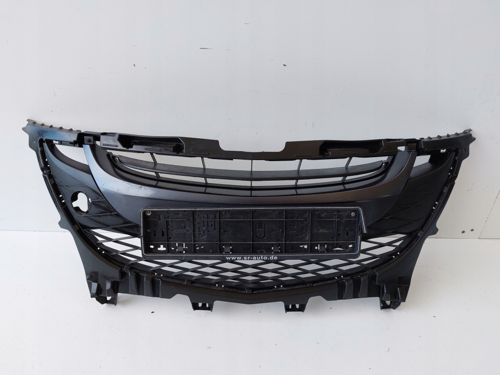 фото №1, Mazda 5 решітка бампера c513-501t1 оригінал