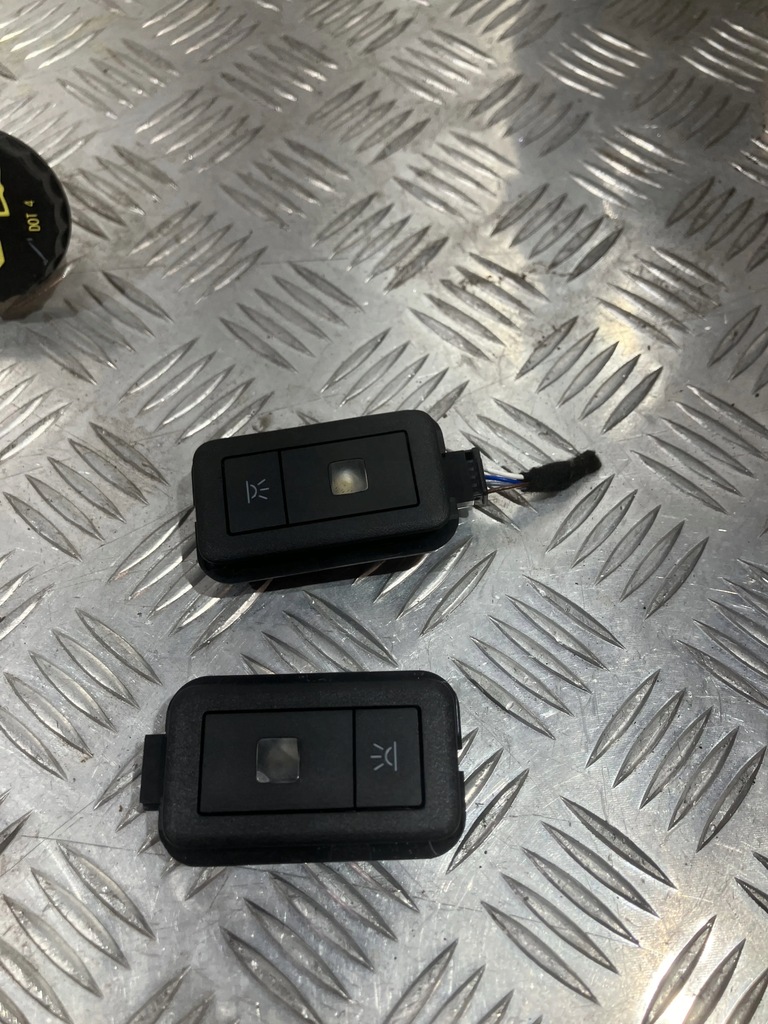 фото №1, Освещение кабины левая правое opel astra vi l 22-