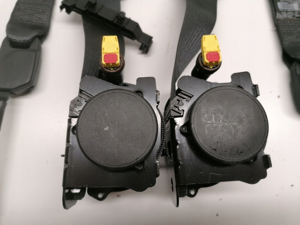 фото №7, Jeep cherokee kl ремни безопасности перед оригинал seat ремни 13-18