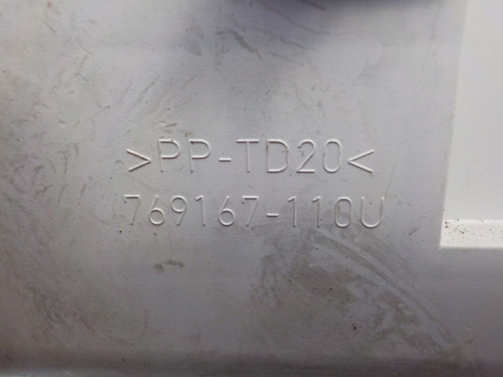 фото №8, Volvo v40 cross country 2014r 1.6d 115km счетчик приборы 31412271