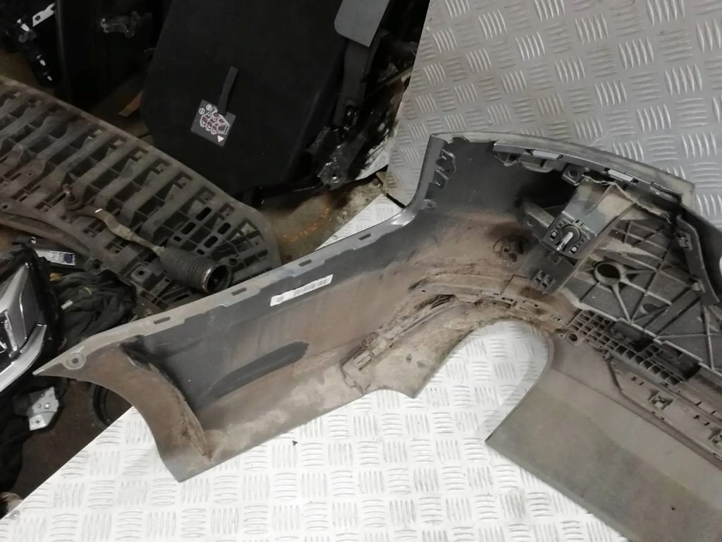 фото №7, Бампер задня задній audi a5 8w sportback s- line 8w5807511c lz7s pdc