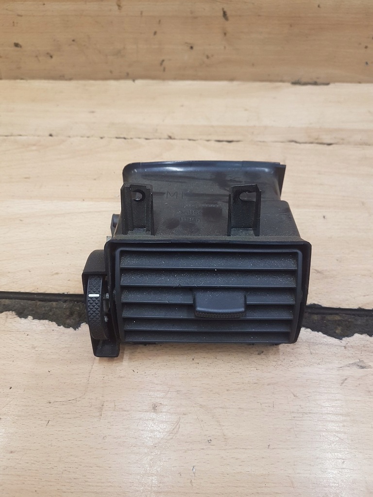 фото №1, Решётка обдув 4szt kpl ford transit connect mk1