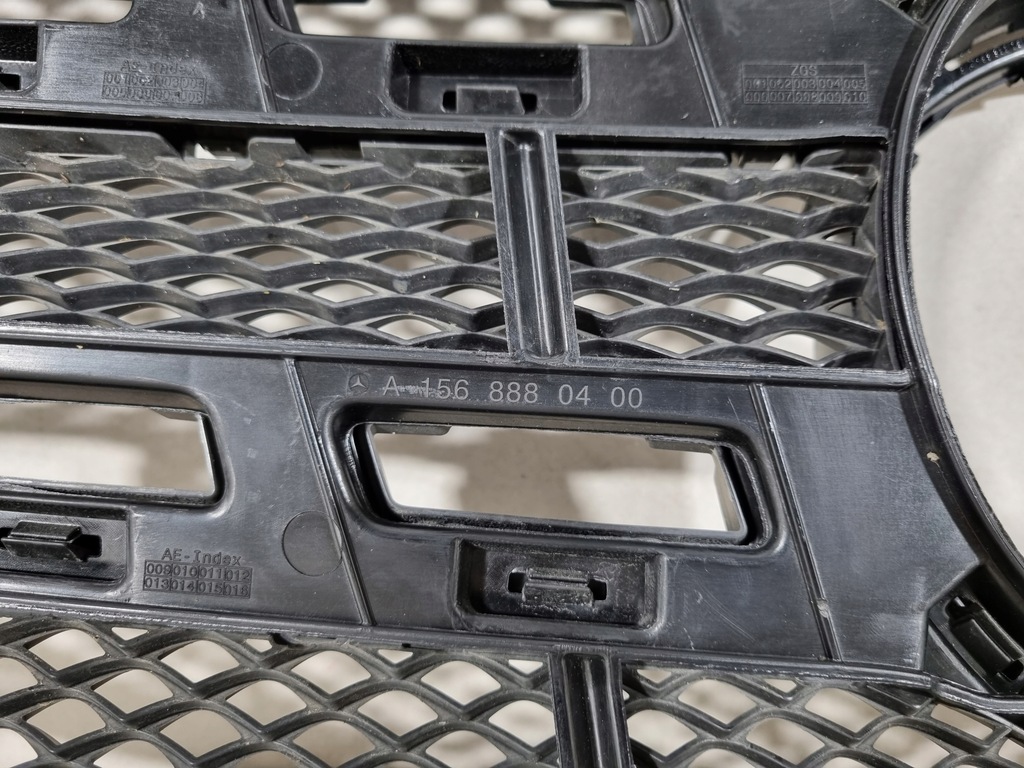 фото №13, Mercedes a156 w156 lift решітка радіатора пошкоджений