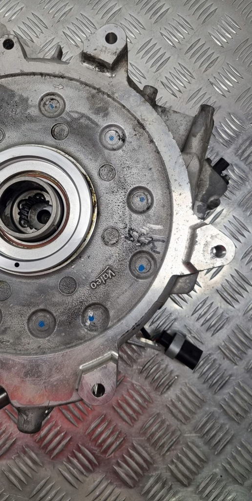 фото №14, Bmw оригінальний номер 8682498 i3 i01 генератор стартер dynamostsater