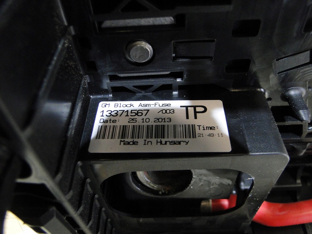 фото №7, Opel adam клемма плюсовая 13371567