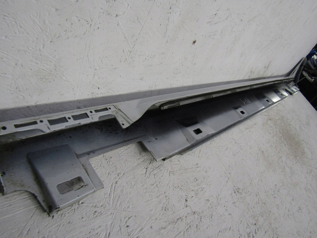 фото №9, Audi a7 4g s-line lift молдинг поріг права 14r-- 4g8853860j