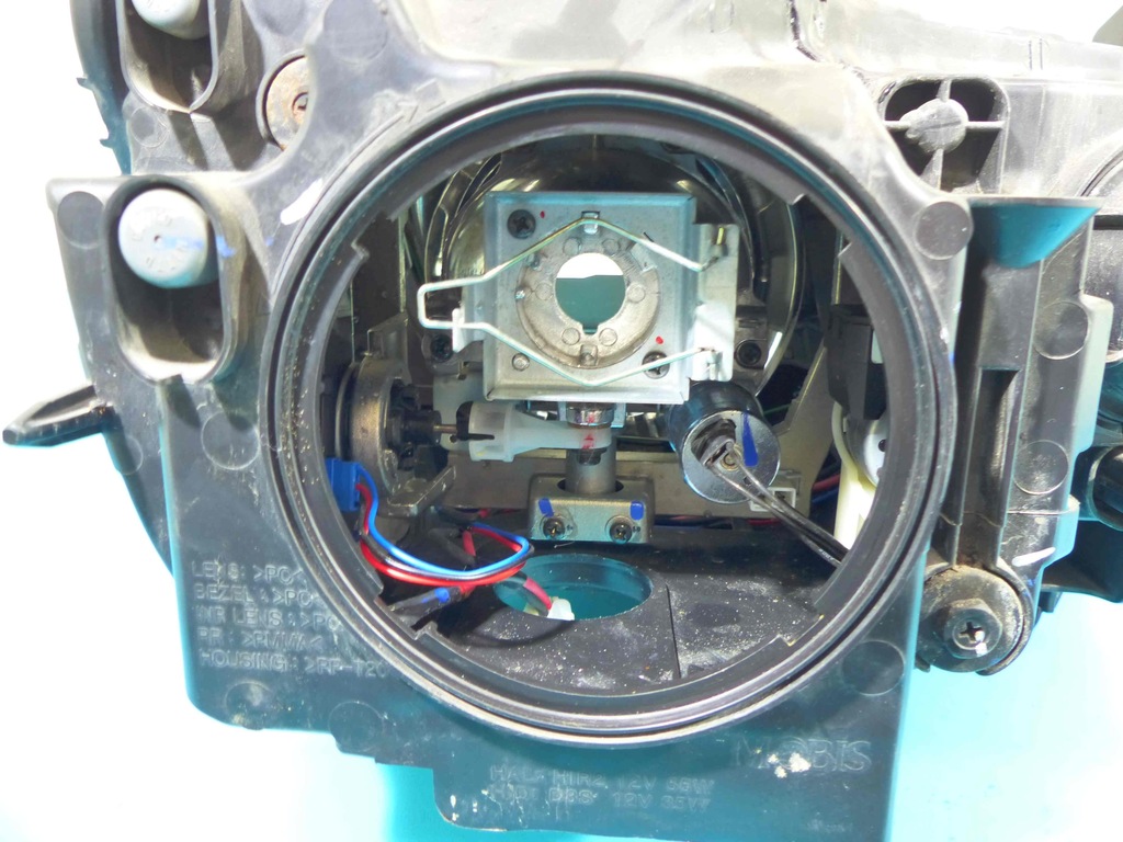 фото №13, Фара левый bixenon поворотный led thema ii 11- eu