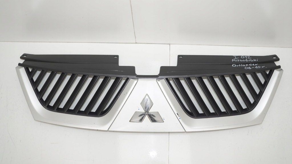 фото №1, Решётка радиатора решётка радиатора бампера mitsubishi outlander ii 06-10r