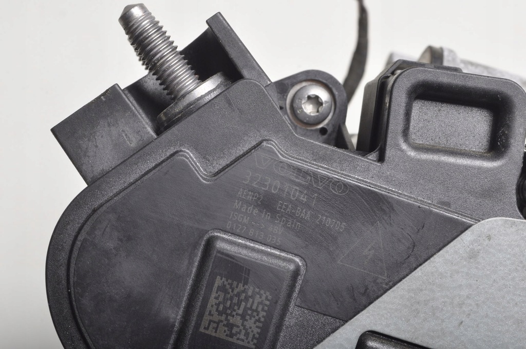 фото №7, Volvo v90 ii b5 mild hybrid 2.0 16v генератор 32301041 32137503