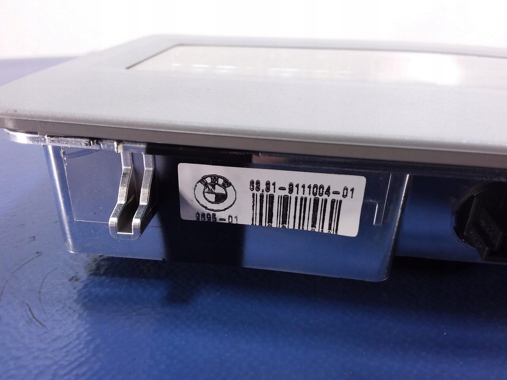 фото №5, Bmw x6 e71 лампа потолочный задняя 9111004