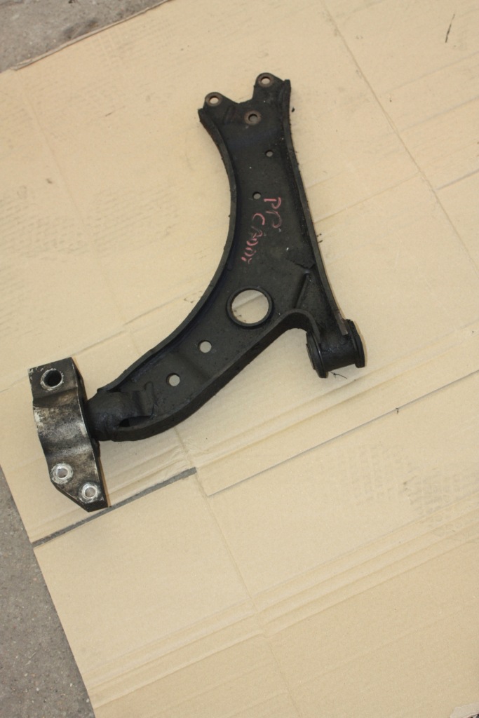 Купить Рычаг правая  перед vectra c 3,0 cdti