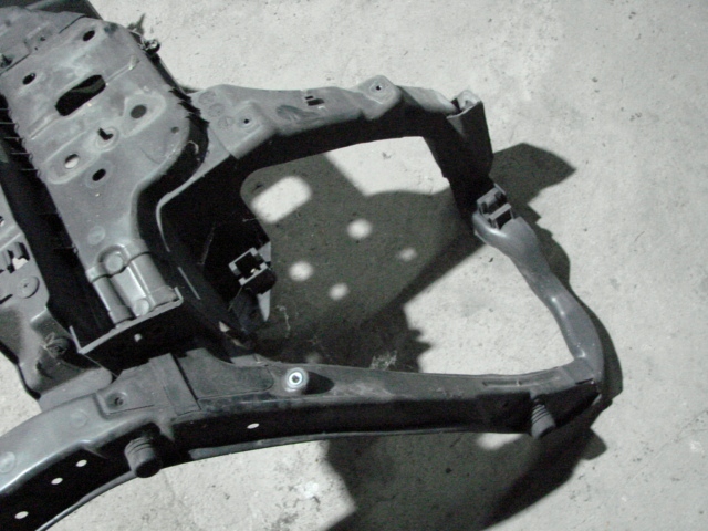 фото №6, Pas carens iii 2.0 crdi 64101-1d000