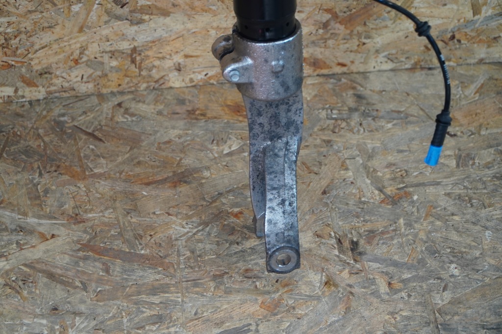 Купити Амортизатор амортизаторна стійка перед 6896439 6896440 bmw x5 g05 x6 g06 23r oryg 20-