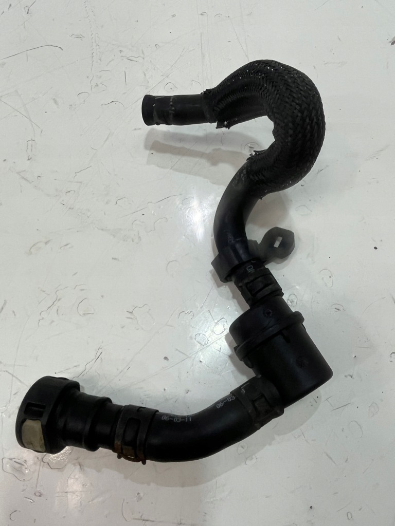 фото №1, Шланг клапан vw touareg 7p 3.6 7p6133277