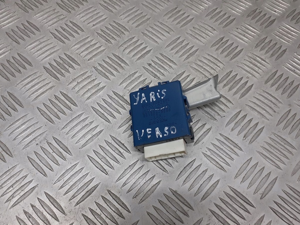 фото №1, Блок керування модуль замка центрального yaris verso
