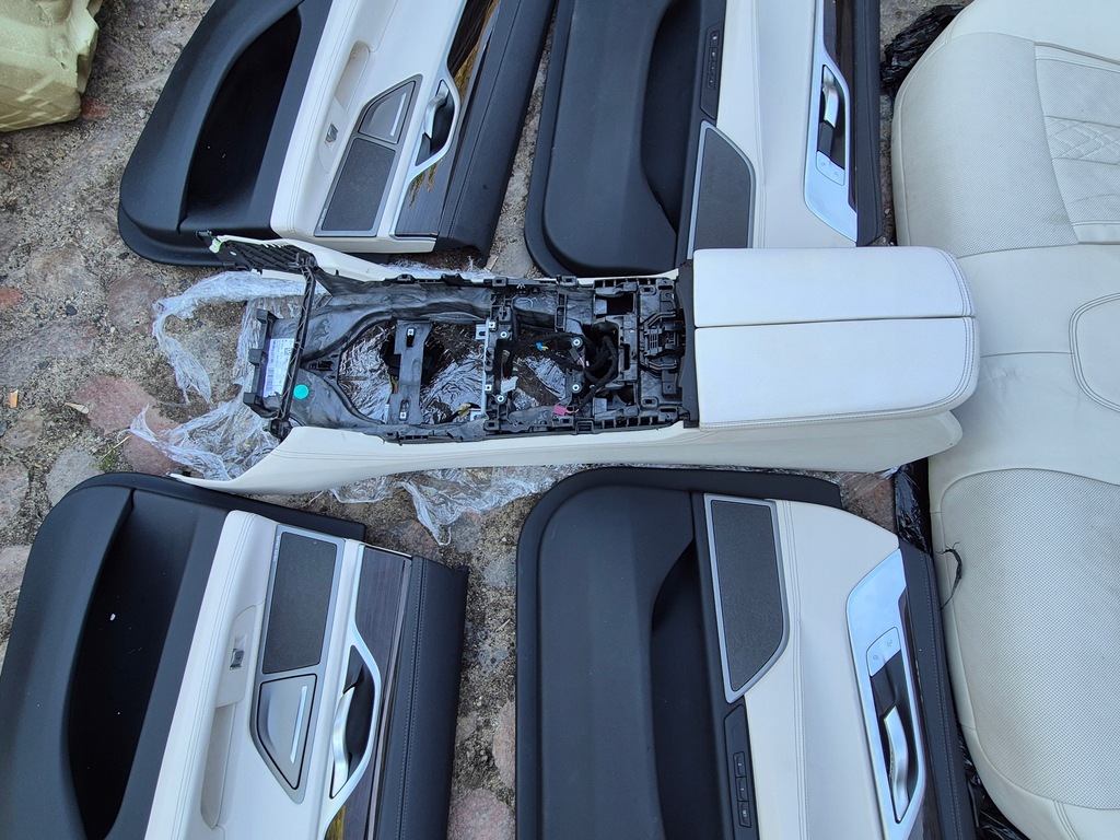 фото №9, Сиденья заднее сиденье обивка bmw 7 g11