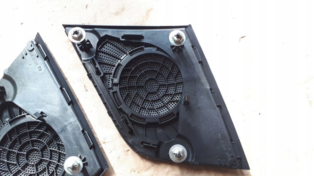 фото №10, S4 b8 lift a4 заглушка консоли bang olufsen правая левая kpl