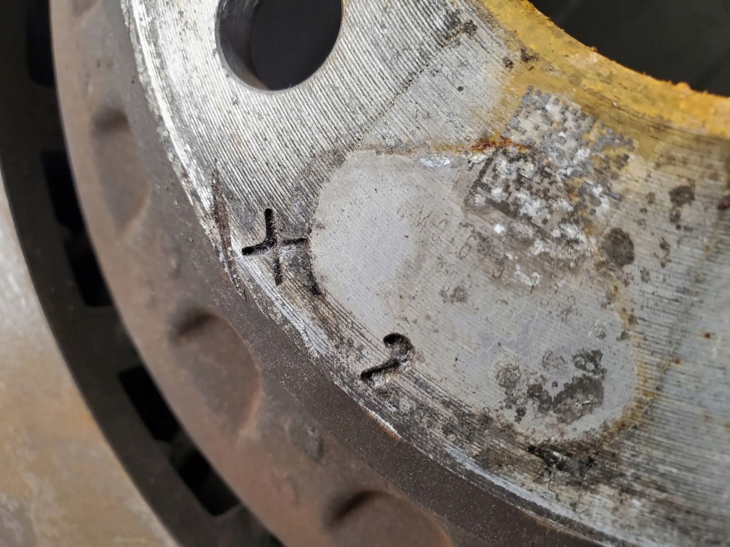 фото №16, Audi q8 2021 комплект набор диск i суппортов тормозных