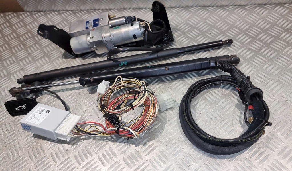 фото №6, Bmw 5 e61 привод электрический крышки багажника насос жгут 7163662 комплект