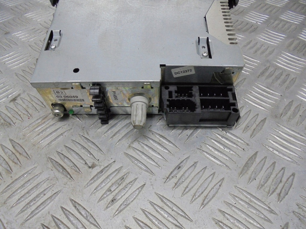 фото №3, Радио заводской cd renault laguna iii