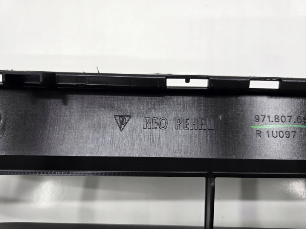 фото №8, Решітка решітка радіатора бампера porsche panamera 971 gts turbo 17- перед