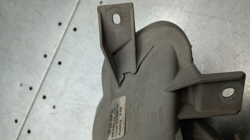 фото №8, Противотуманная фара левый volvo v70 ii s60 i 00-04r 8620228