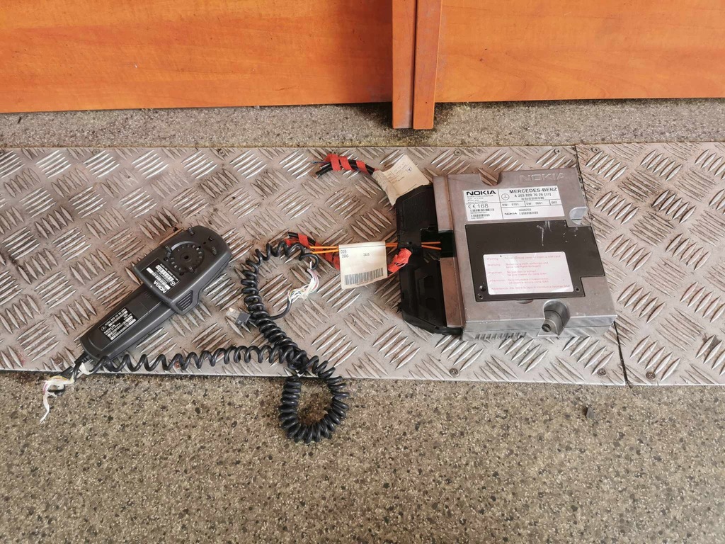 фото №1, Телефон модуль nokia mercedes sl w203 a2038202335