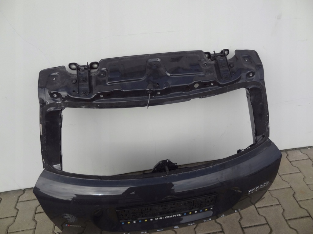 Крышка багажника задняя крышка багажника mini countryman f60 Киев