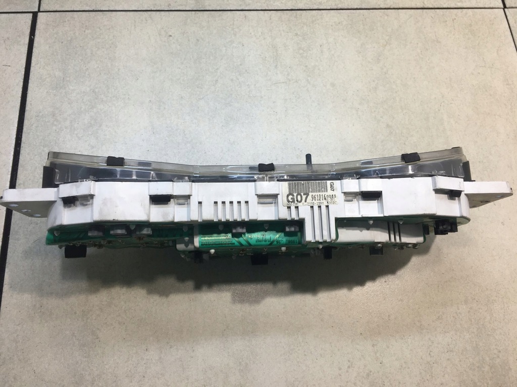 фото №7, Счетчик приборы hyundai coupe i 2.0 16v